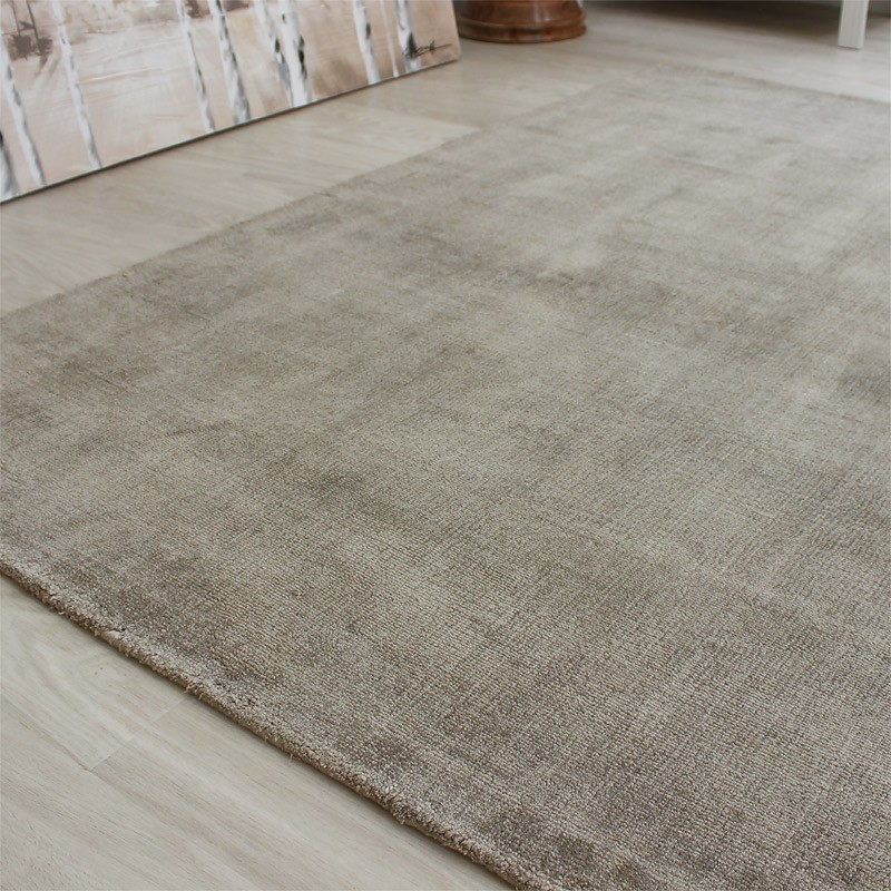 Blade Smoke Rugs