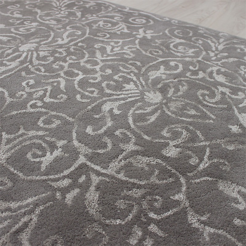 Victoria Floral Rug Silver