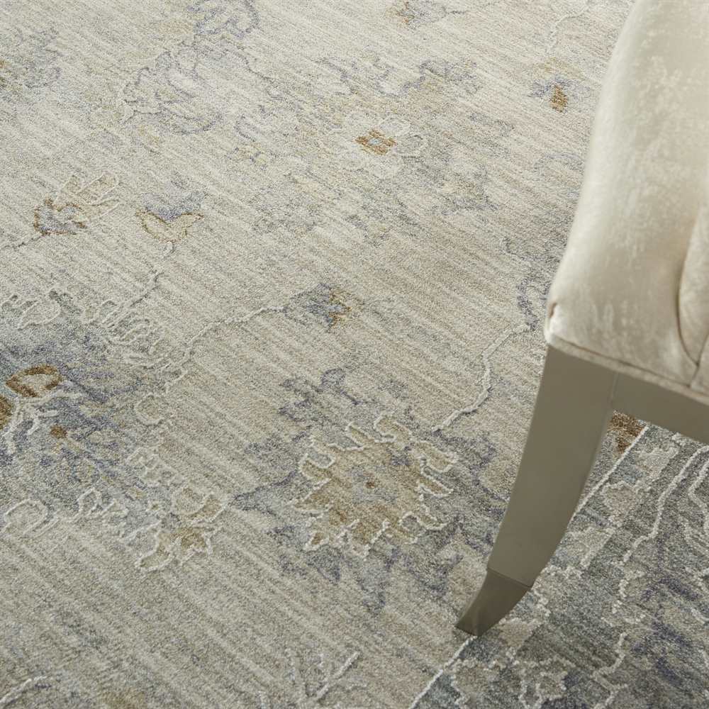 Light Grey Traditional Rug Infinite IFT03