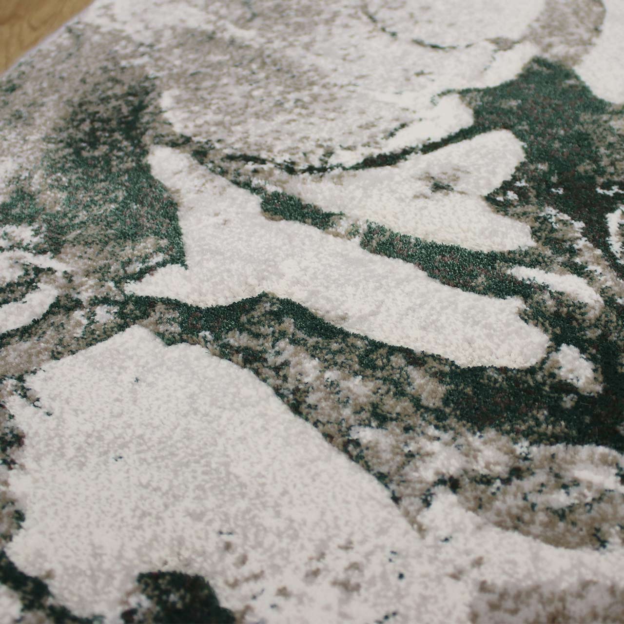 Quartz Marble Metallic Green Rug