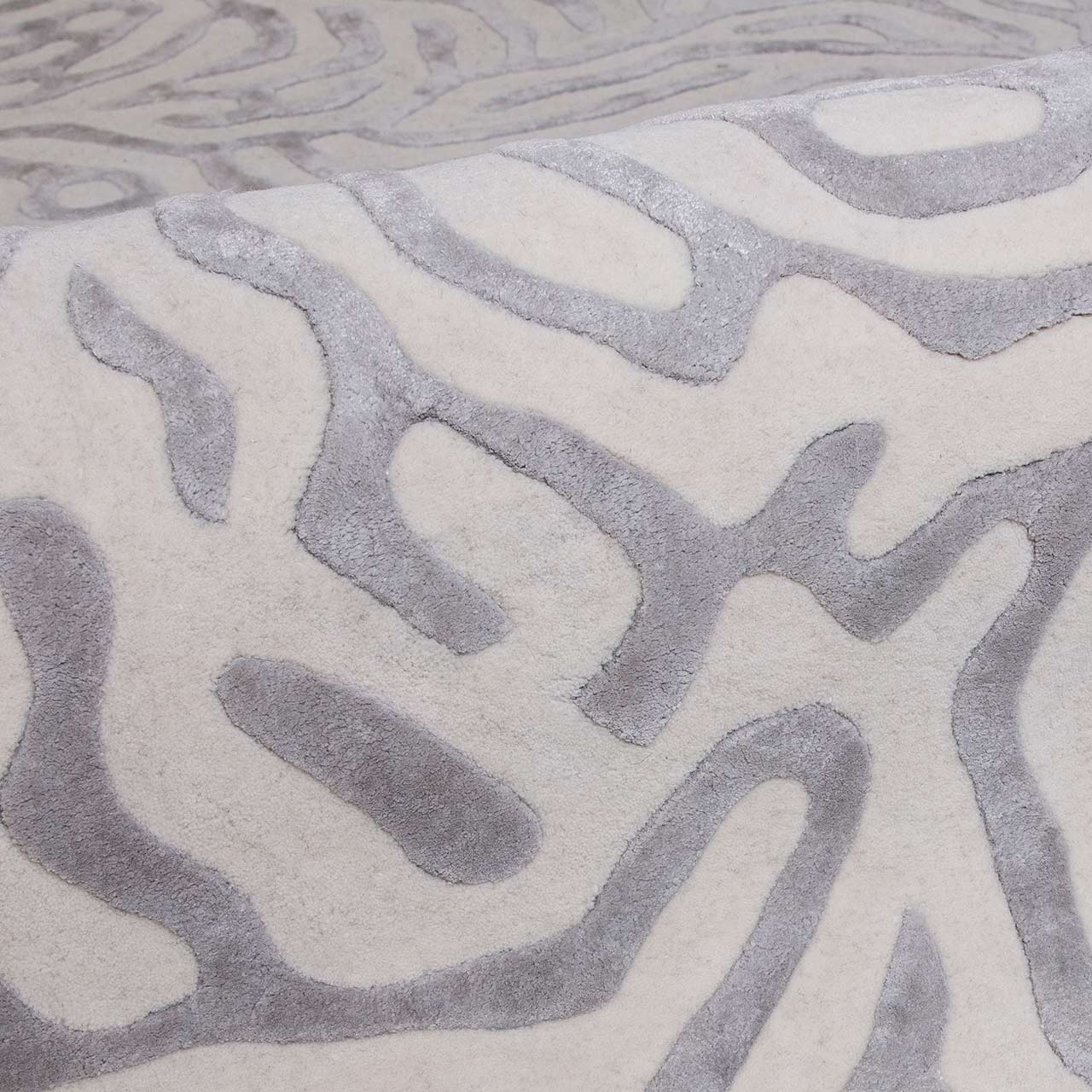 Katherine Carnaby Coral Silver Wool Rug