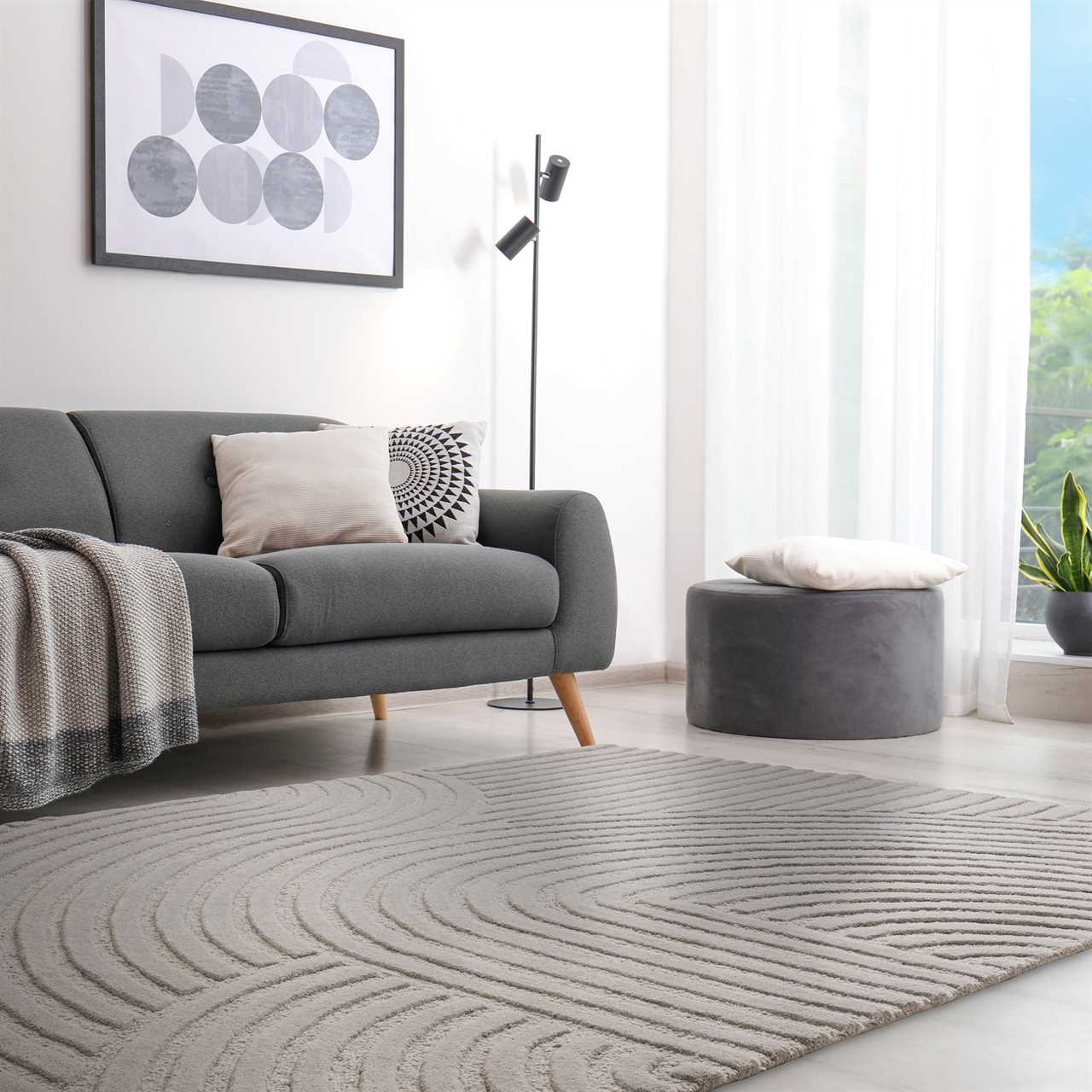 Hague Silver Thick Woollen Rug Hand Tufted