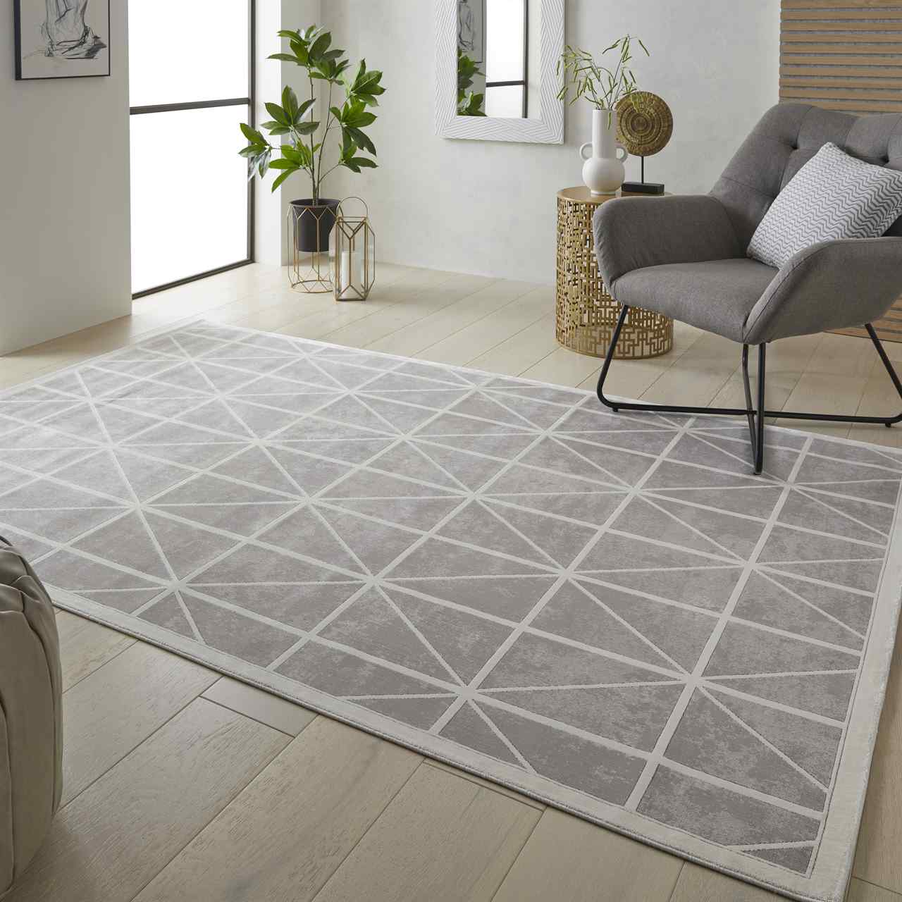 Lugano LUG02 Silky Modern Light Grey Ivory Rug