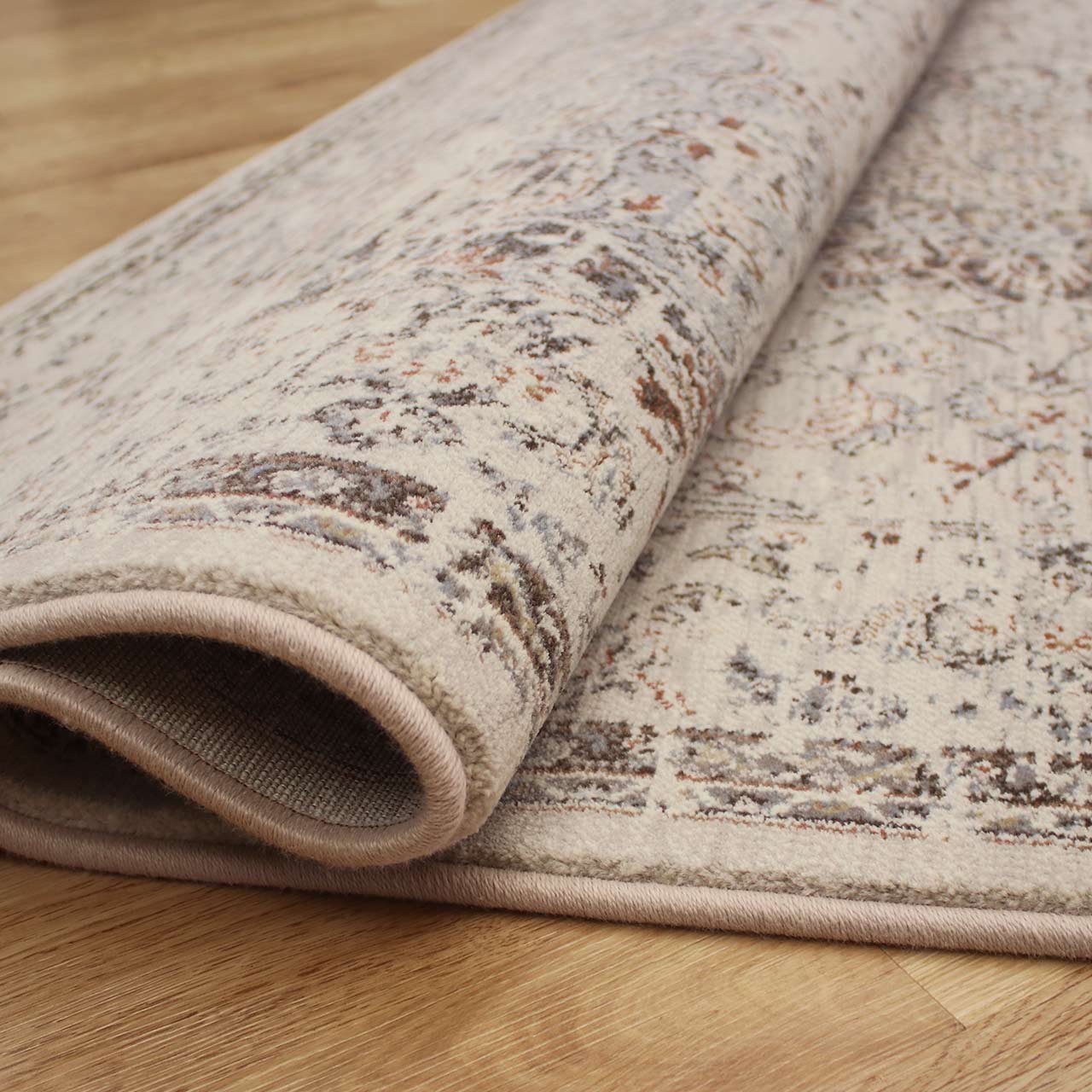 Da Vinci Cream Rust Classic Rug 9295