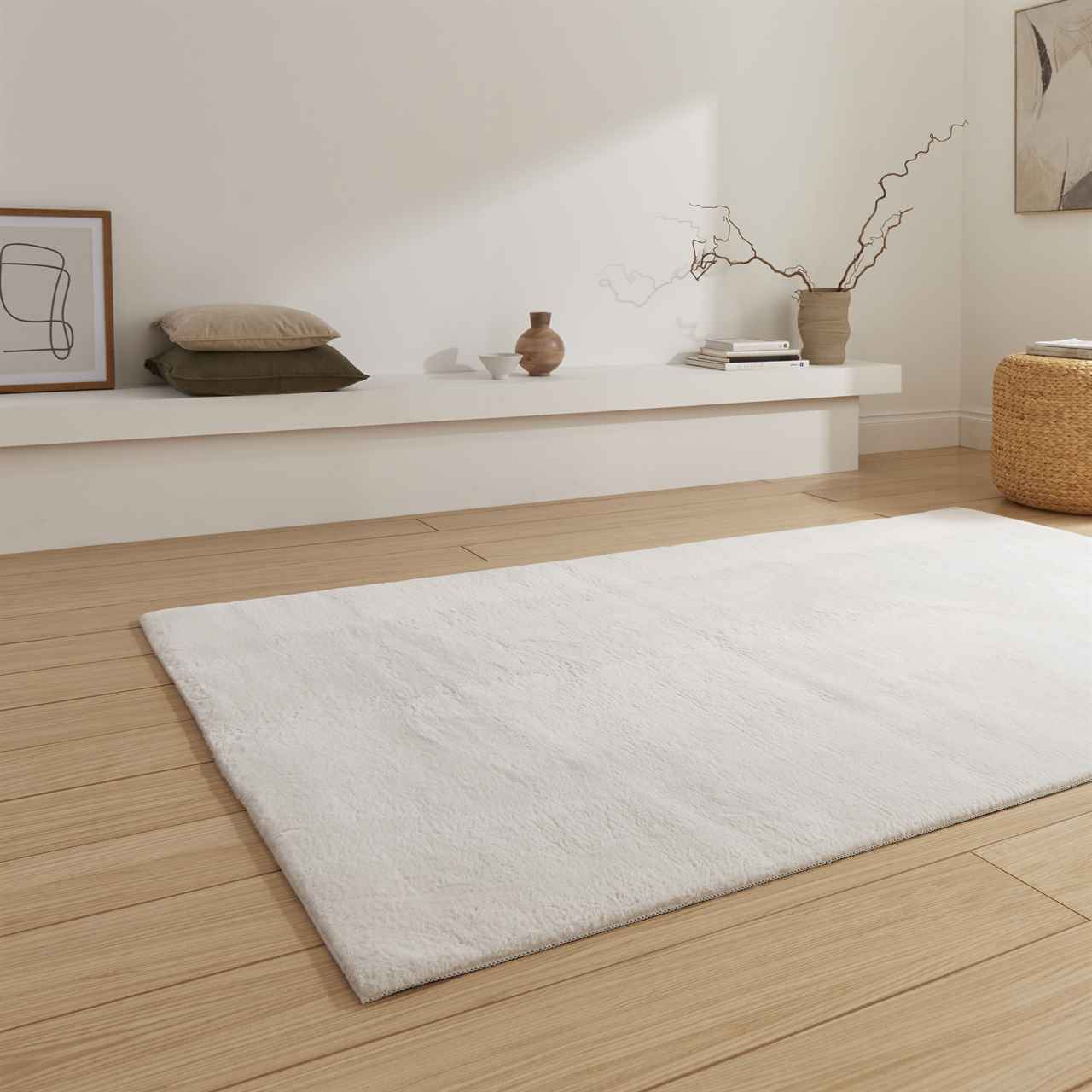Snug Rug Cream Luxuriously Soft Plain Rug
