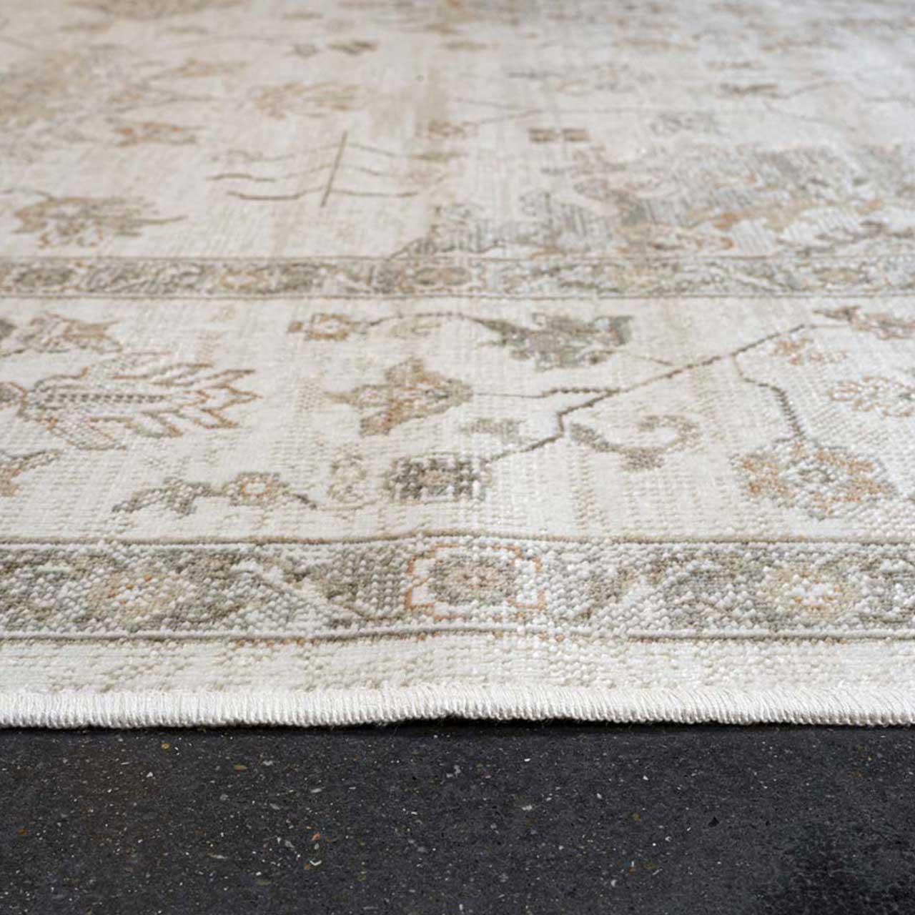 Livante Viscose Eco Rug Cream Traditional