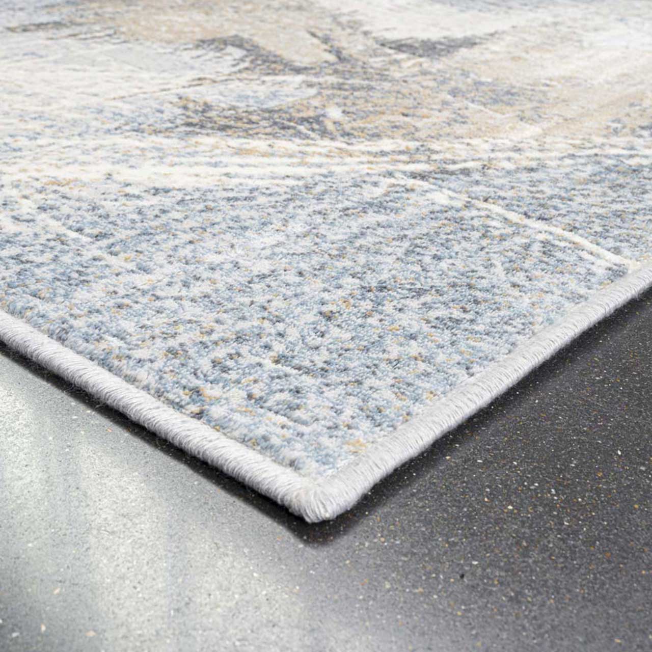 Mayumi Viscose Abstract Rug Blue