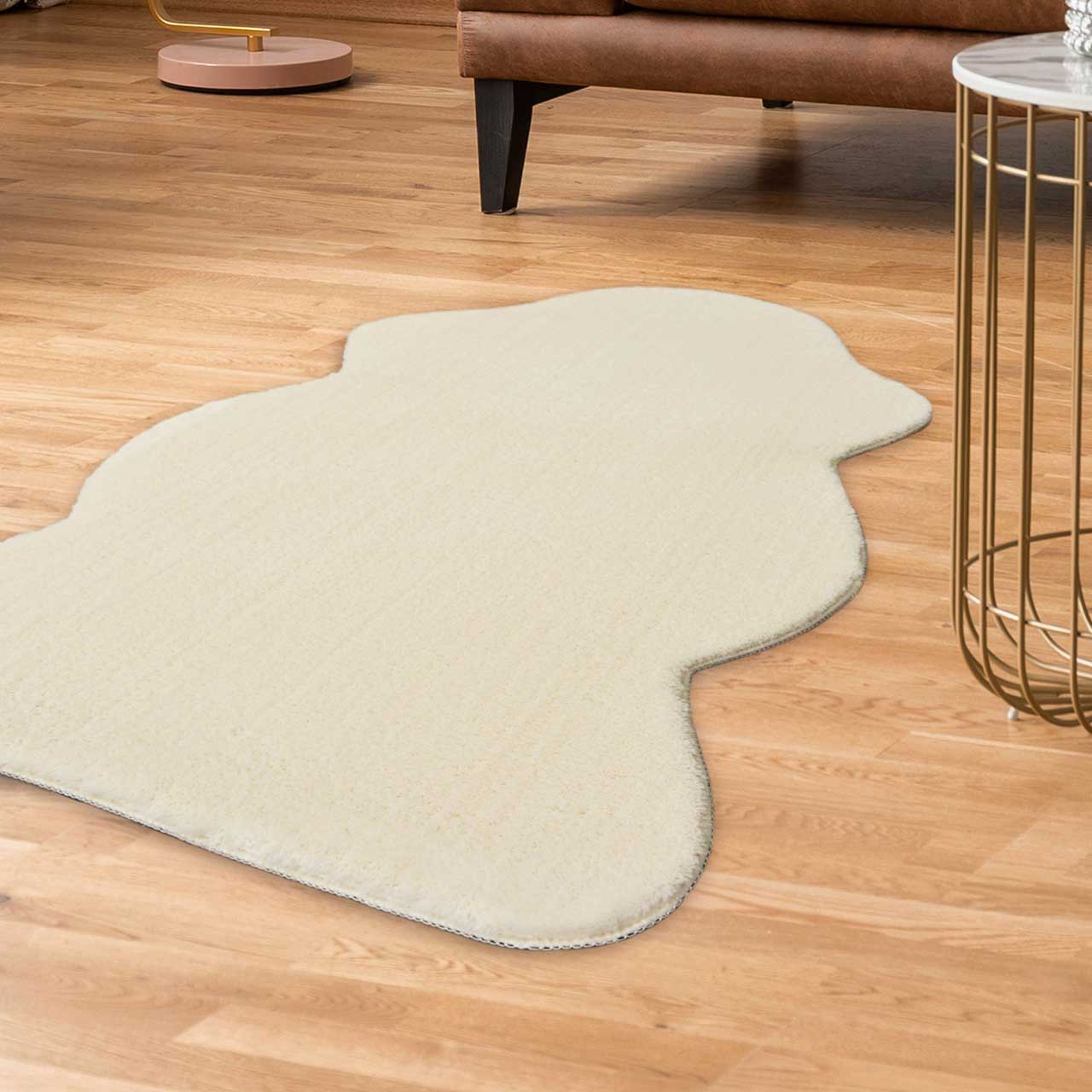 Royale Sheepskin Shape Rug Cream