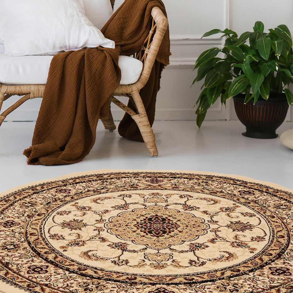 Victoria Traditional Cream Circle Rug