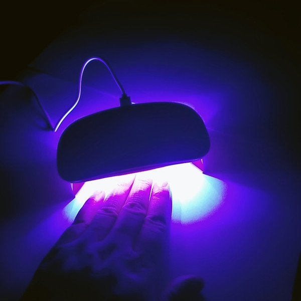 Portable 6W LED Phototherapy Nail Gel Lamp