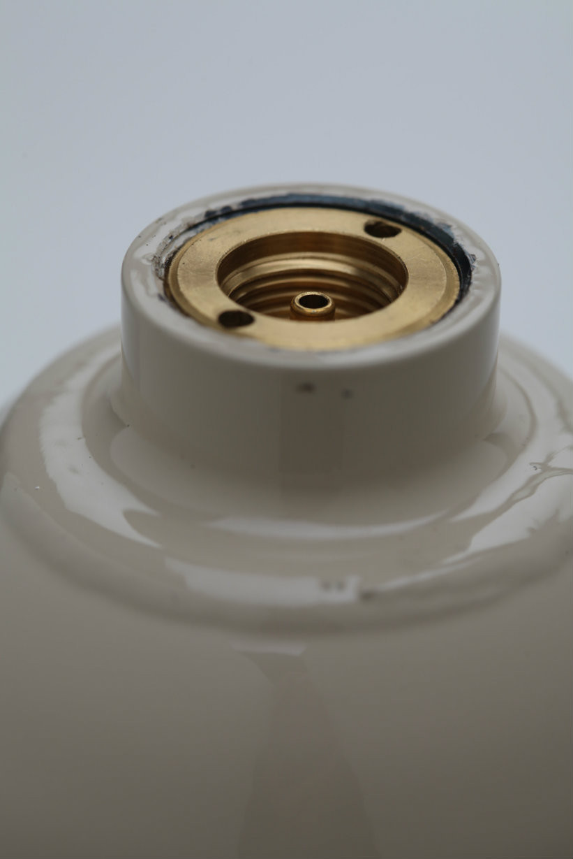 C-10 Connection Type Example on a 103 Liter Cylinder