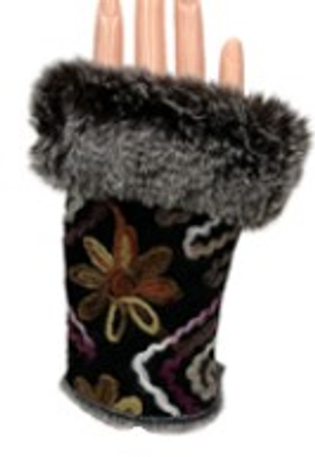 Gloves - Fingerless Artsy with Fur