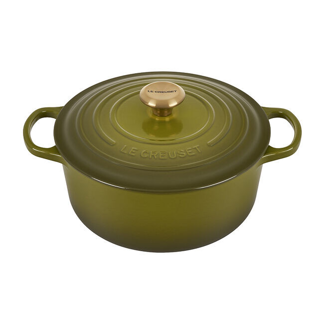 Le Creuset Signature Cast Iron Round Oven Olive