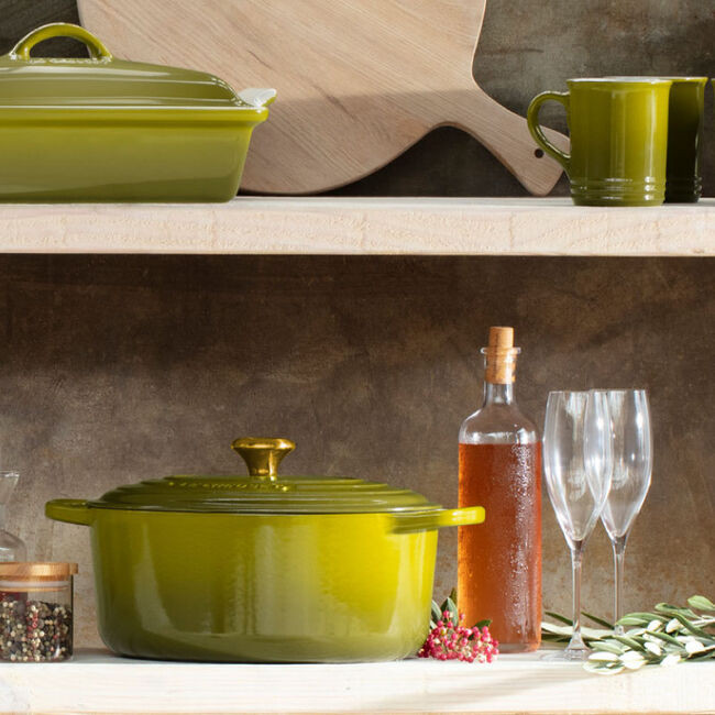 Le Creuset Signature Cast Iron 6.75 qt. Oval Oven - Olive