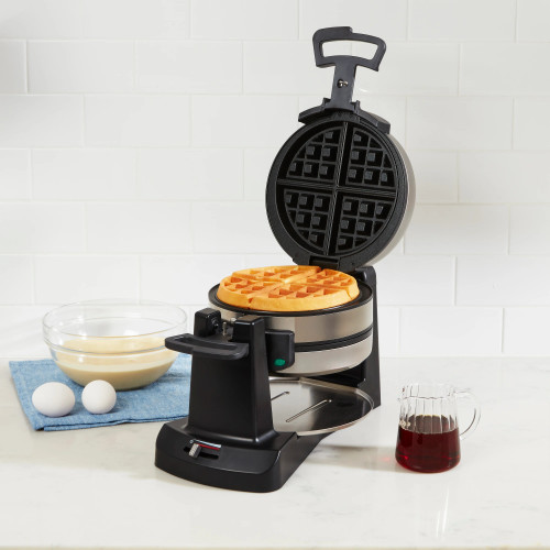 cuisinart belgian flip waffle maker