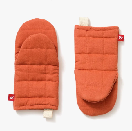 Hedley & Bennett Oven Mitts - Set of 2 in Paprika