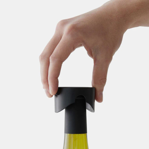 Compact Electric Corkscrew