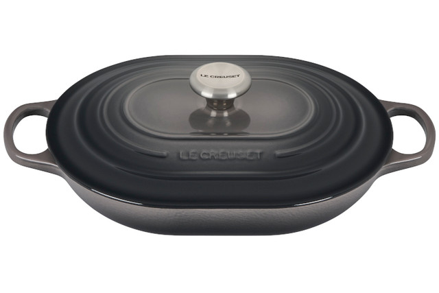 Le Creuset Signature Oval Casserole 3.75 Qt