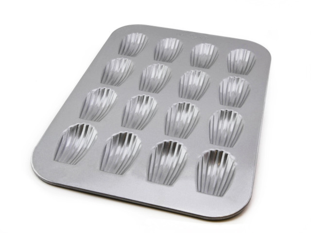 Specialty Baking Pans & Molds