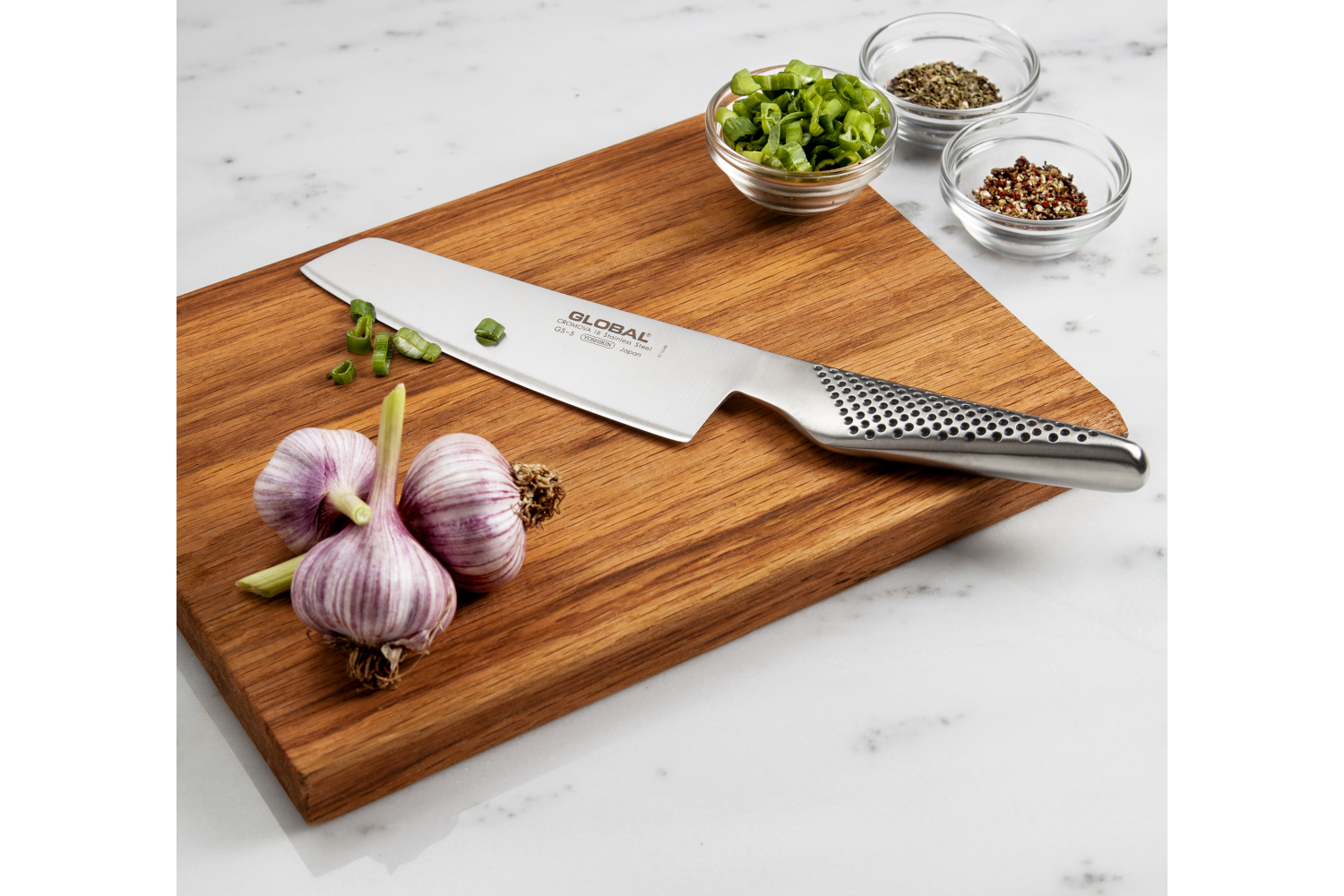 Cutting Vegetables: Which Is the Best Vegetable Knife? – santokuknives