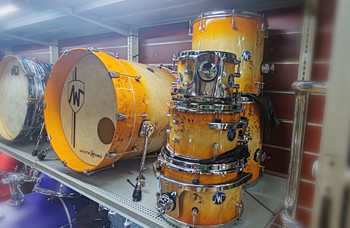 AkustikWorks-Custom Drum series -    7 piece Shell Pack Natural to Orange Burst Mapa Burl Finish, with 8",  10” and 12” RackToms, 14” and 16” FloorToms, 14" Snare And 22” BassDrum Mapa Burl - (14” Floortom Can be used as a SNOM Snare/Tom)