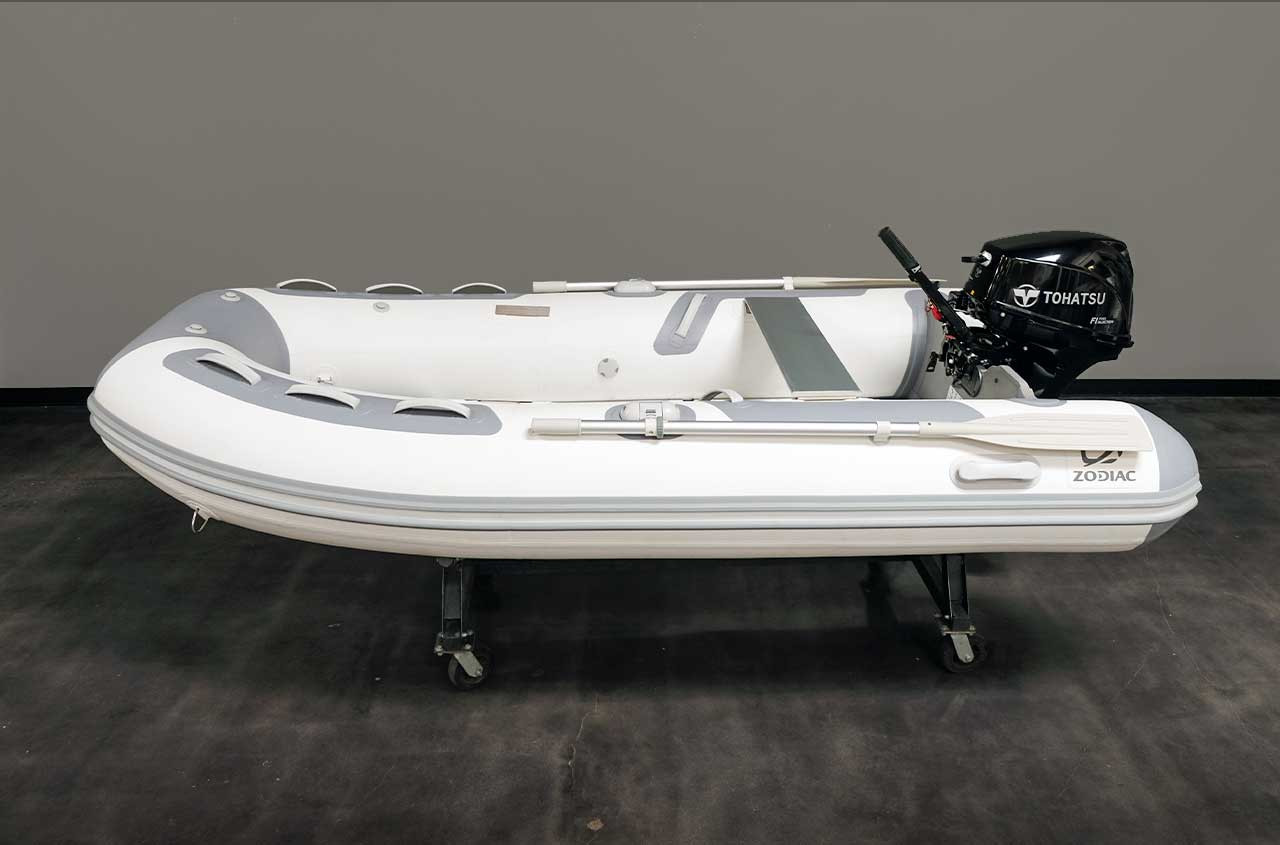  Typhoon by Zodiac 310/10' - Barco inflable de aluminio para  suelo : Deportes y Actividades al Aire Libre