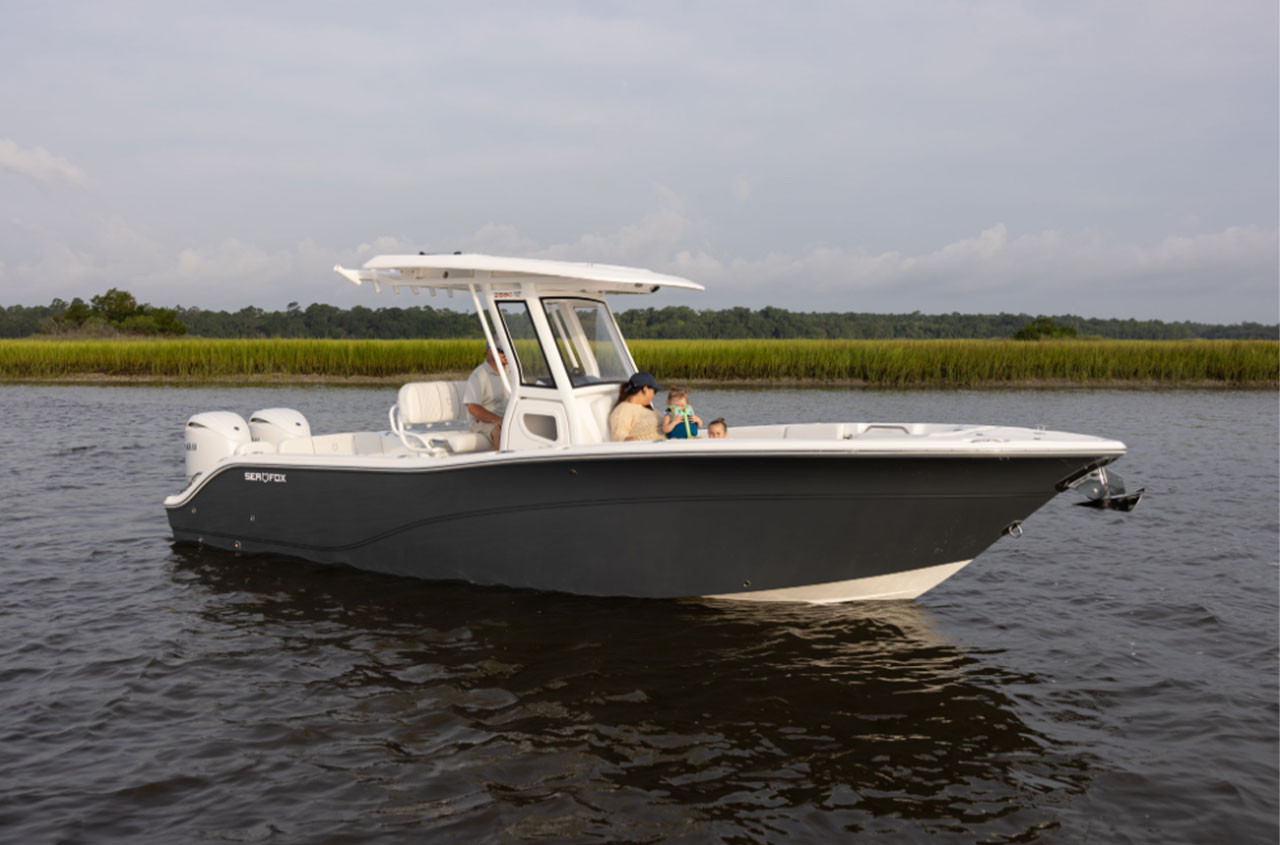 Sea Fox 268 Commander | Twin Yamaha Outboards