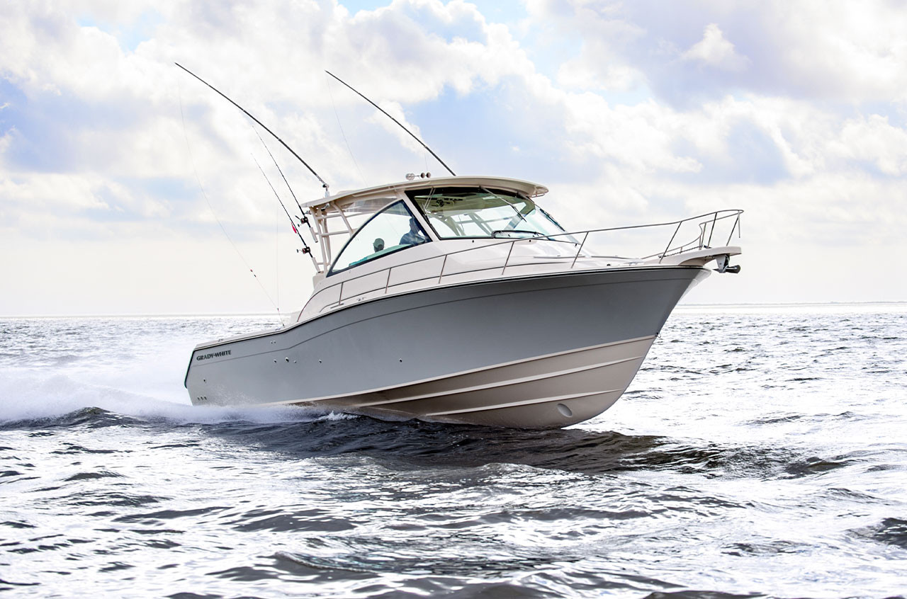Grady-White Express 370 with Triple Yamaha Outboards