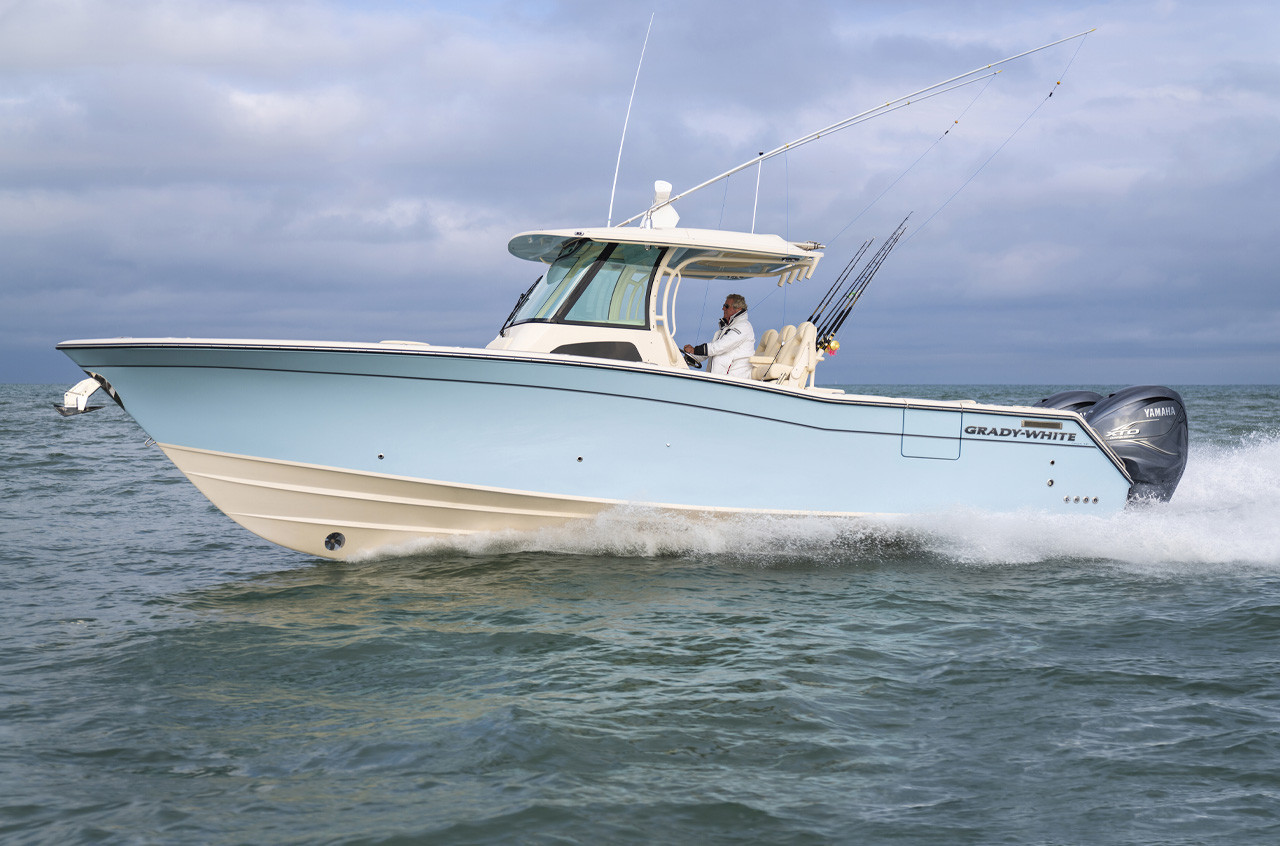 Grady-White Canyon 336 with Triple Yamaha Outboards