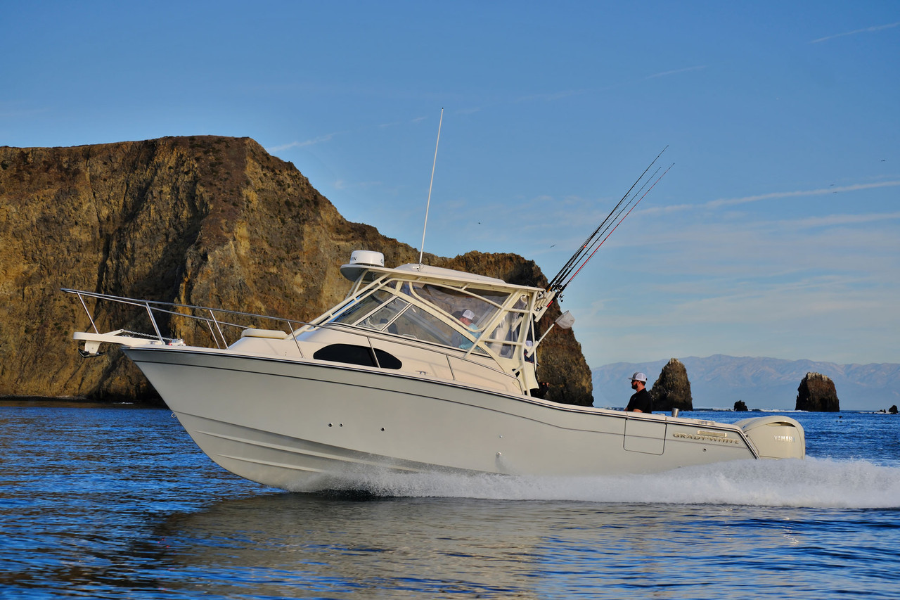1 of 2151 Grady-White Marlin 300 | Coastal Fog Blue | Twin Yamaha