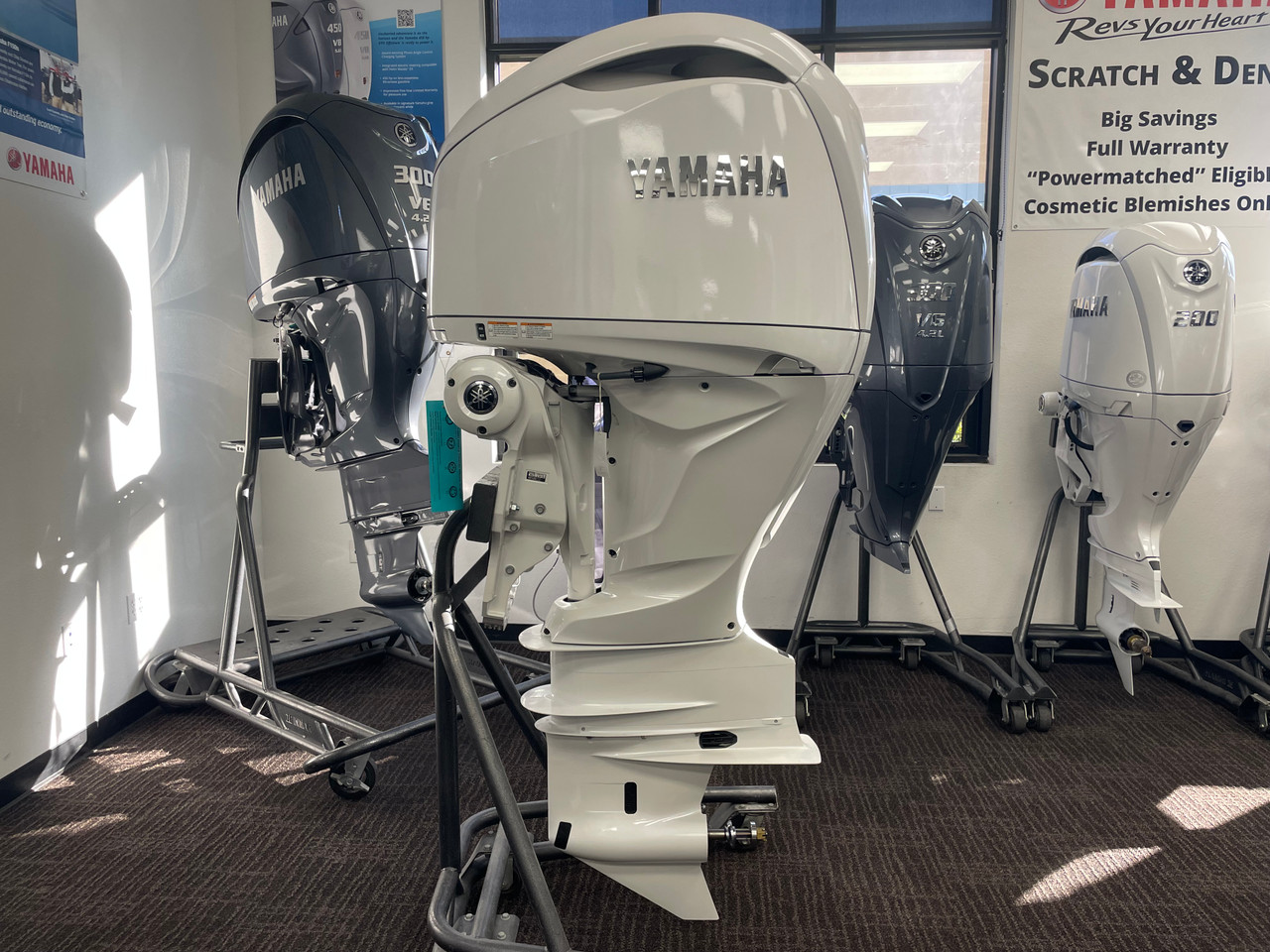 Yamaha 350hp White DEC Outboard | LF350USA2 | Scratch & Dent | 1496
