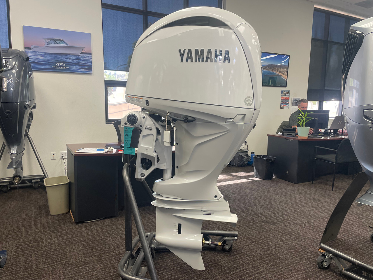 Yamaha LF150XSA2 White DEC | 25