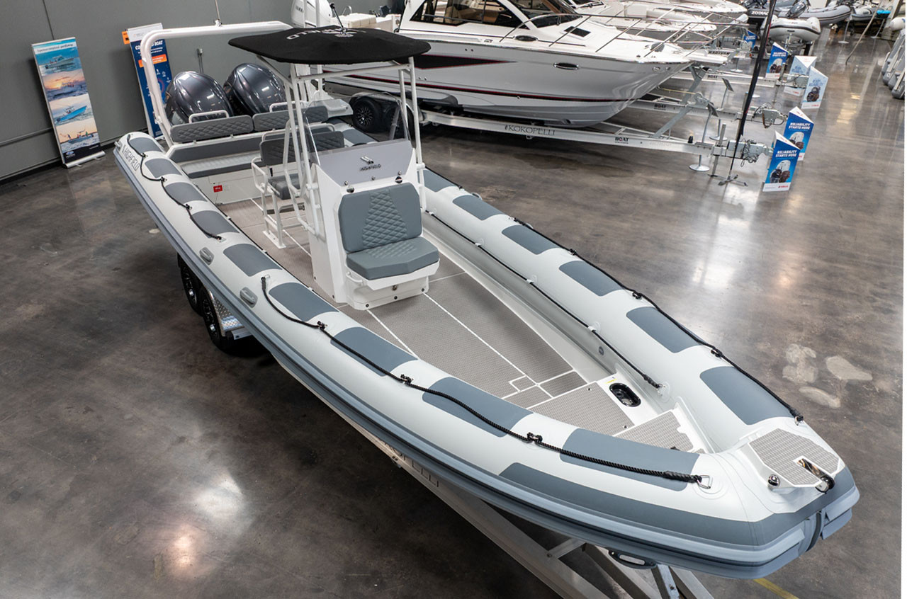 Highfield Patrol 860 Console RIB with Twin 300hp Outboards