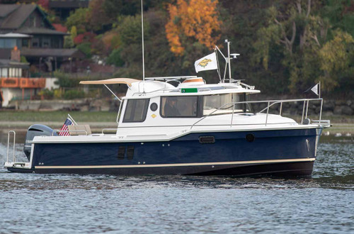 Ranger Tugs R-25 Northwest Edition Yamaha 250hp Outboard.