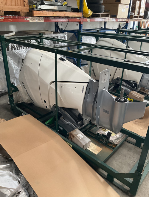 Mercury Verado 350hp XL V10 Outboard in Warm Fusion White Scratch & Dent.