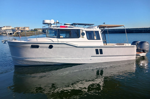 Ranger Tug R-27 available in Richmond, California.