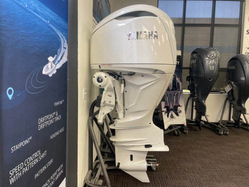 Yamaha 350hp Outboard White DEC F350USA2 Scratch & Dent