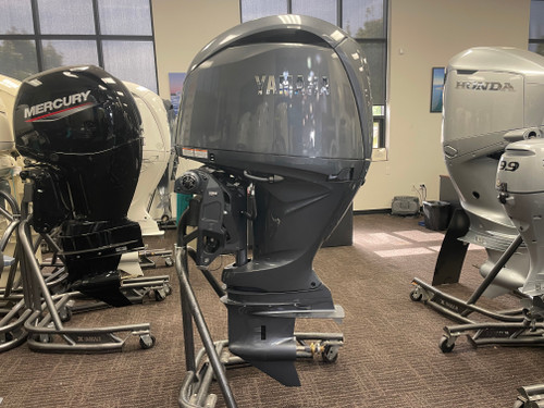 Yamaha 150 HP Outboard DEC LF150XSA Scratch & Dent