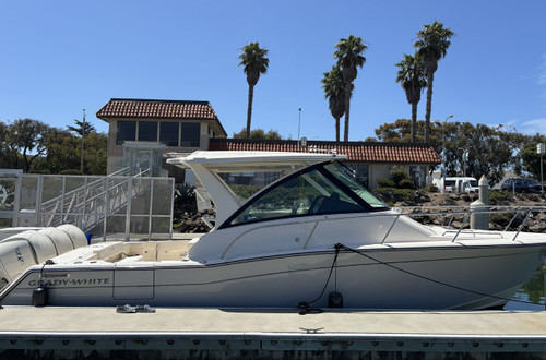 Grady-White Express 340 Cabin | Triple Yamaha 350hp Outboards