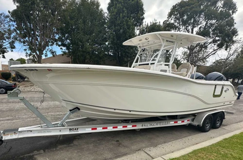 Pre-Owned Sea Fox 268 Commander with Twin Yamaha 200hp Outboards.