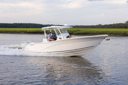 Sea Fox 328 Commander | Twin Yamaha 425hp Outboards