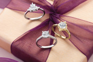 Popping the Question Soon? Dodge These Mistakes While Engagement Ring Shopping