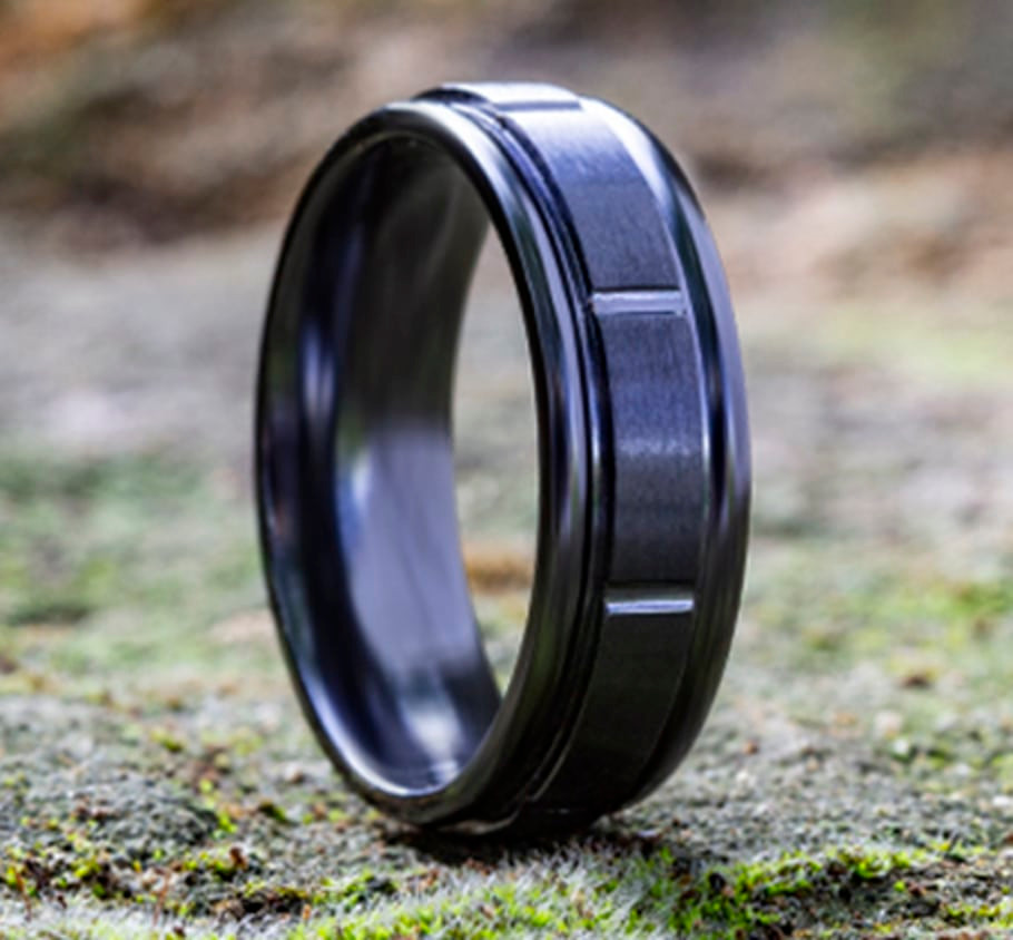 The Gambit 7.00 mm Black Titanium Vertical Groove Wedding Ring