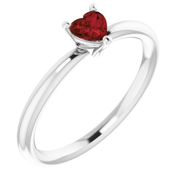 14K gold heart-shaped garnet solitaire ring