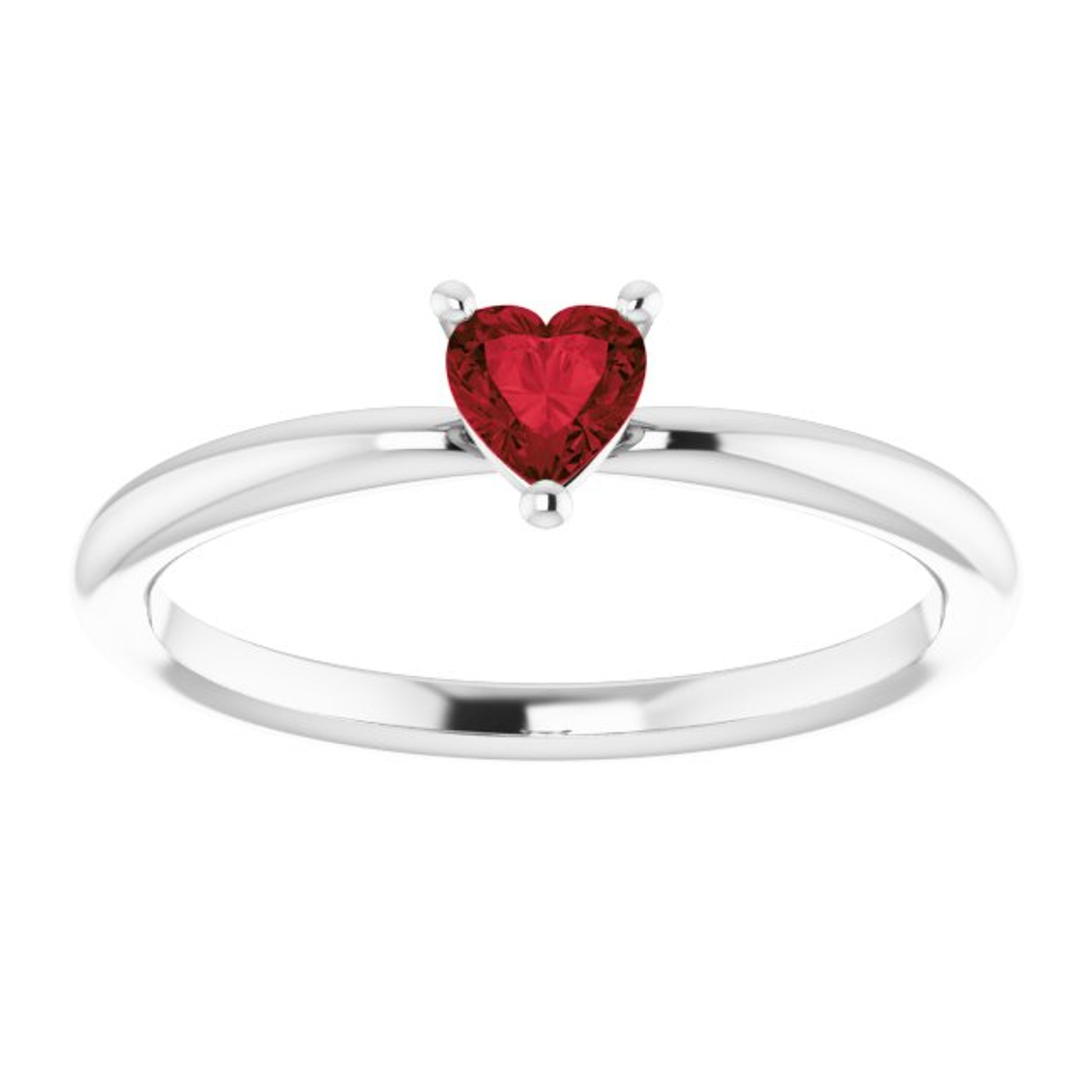 14K gold heart-shaped garnet solitaire ring