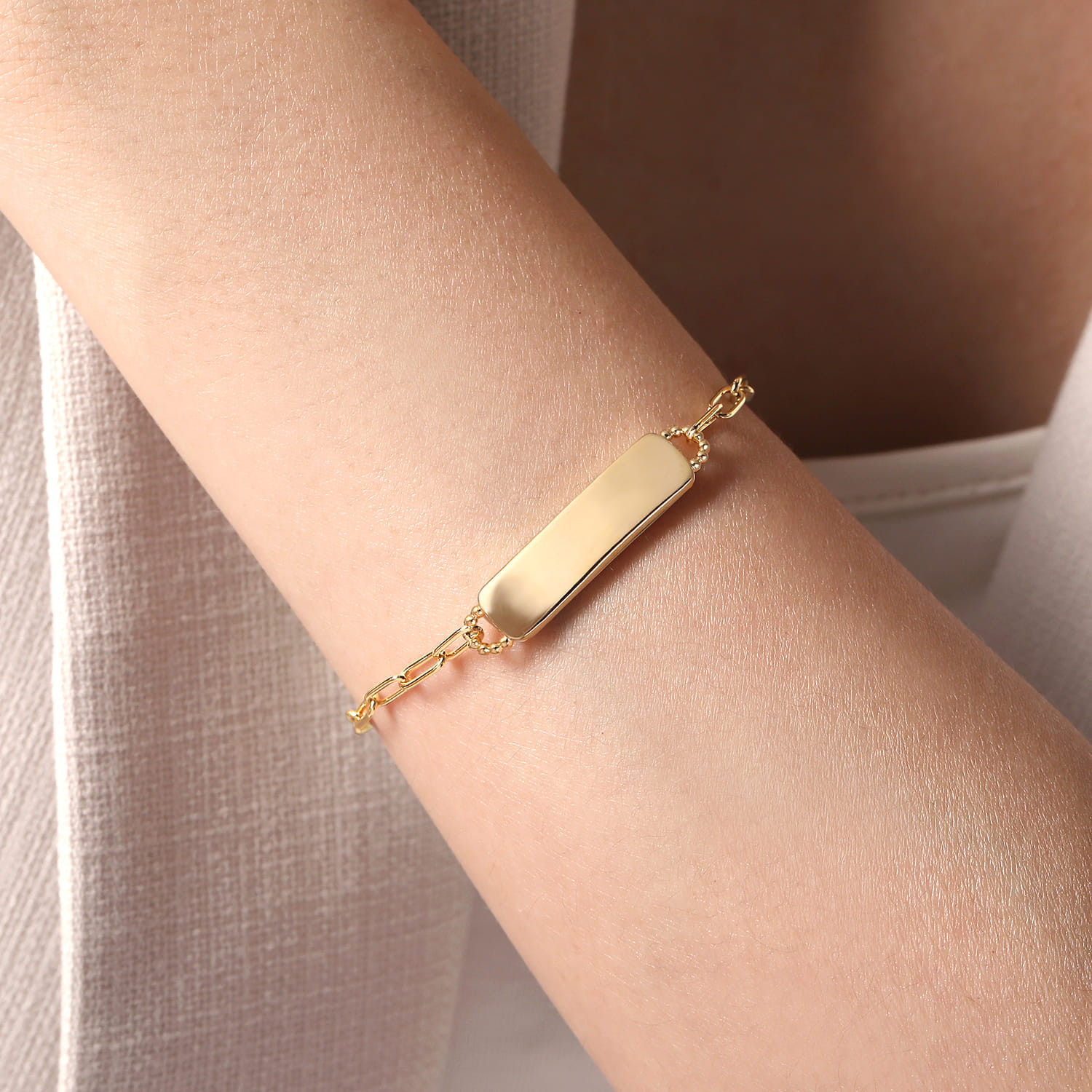 14K Yellow Gold Hollow Paperclip Chain Bracelet with Engravable ID