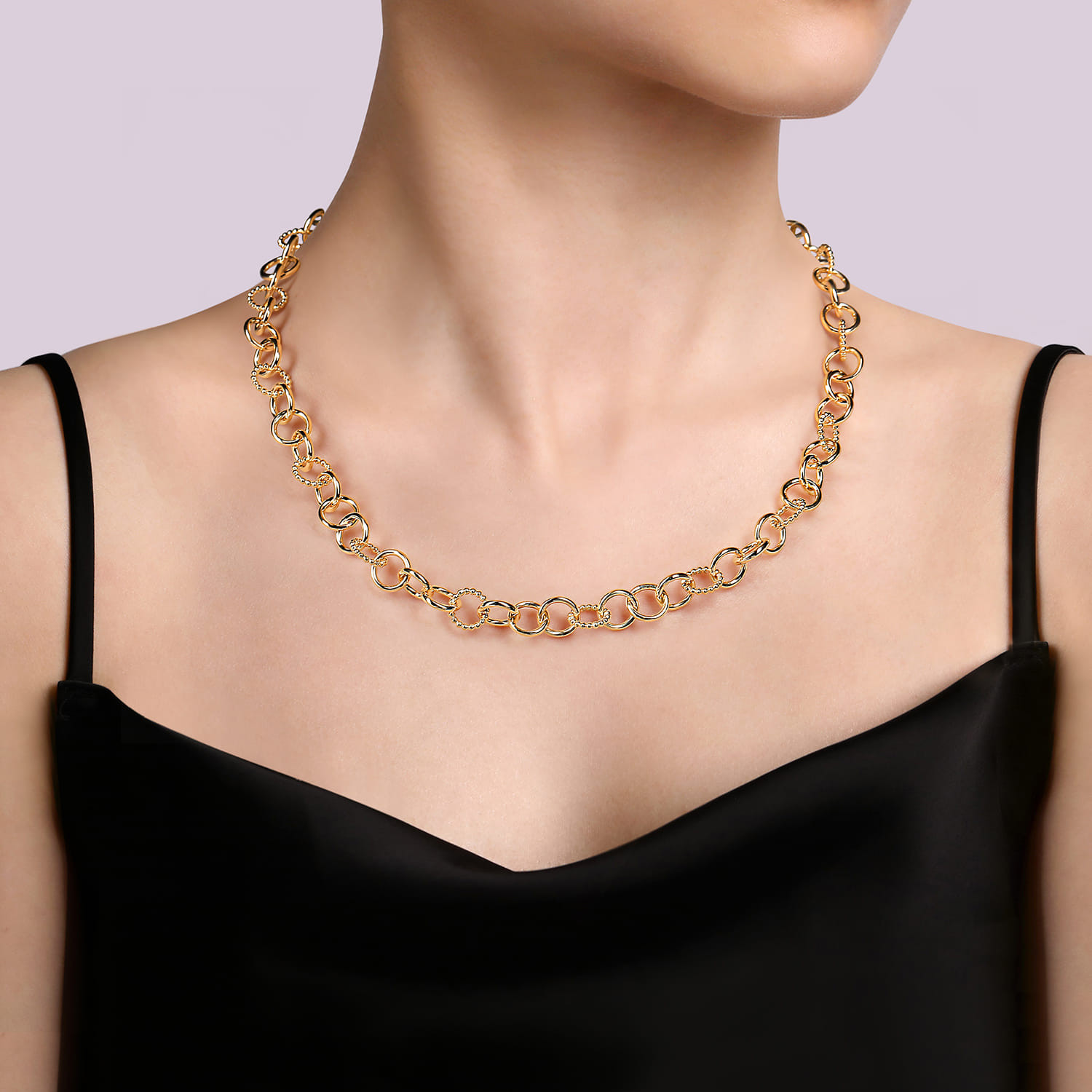 14K Yellow Gold Bujukan Circle Chain Necklace