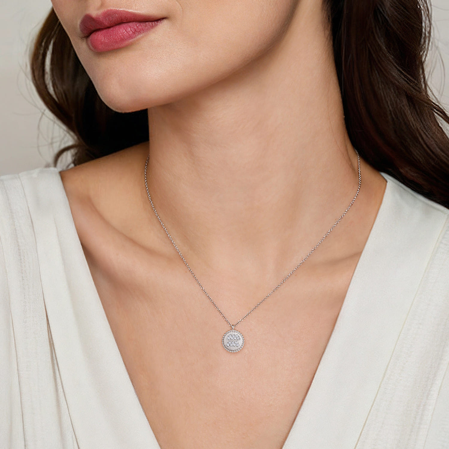 925 Sterling Silver Diamond Bujukan Pendant Necklace