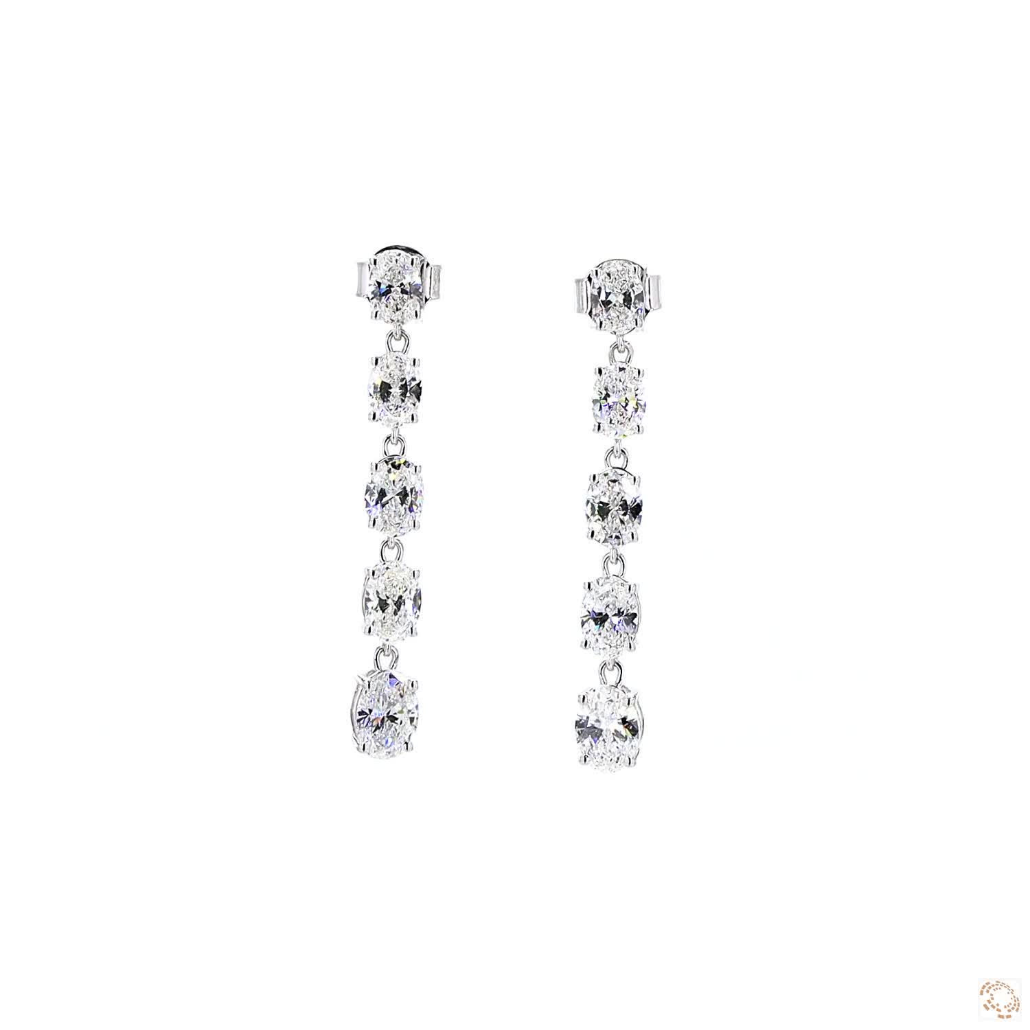 Graduated Dangling Oval Lab Grown Diamond Drop Earrings
