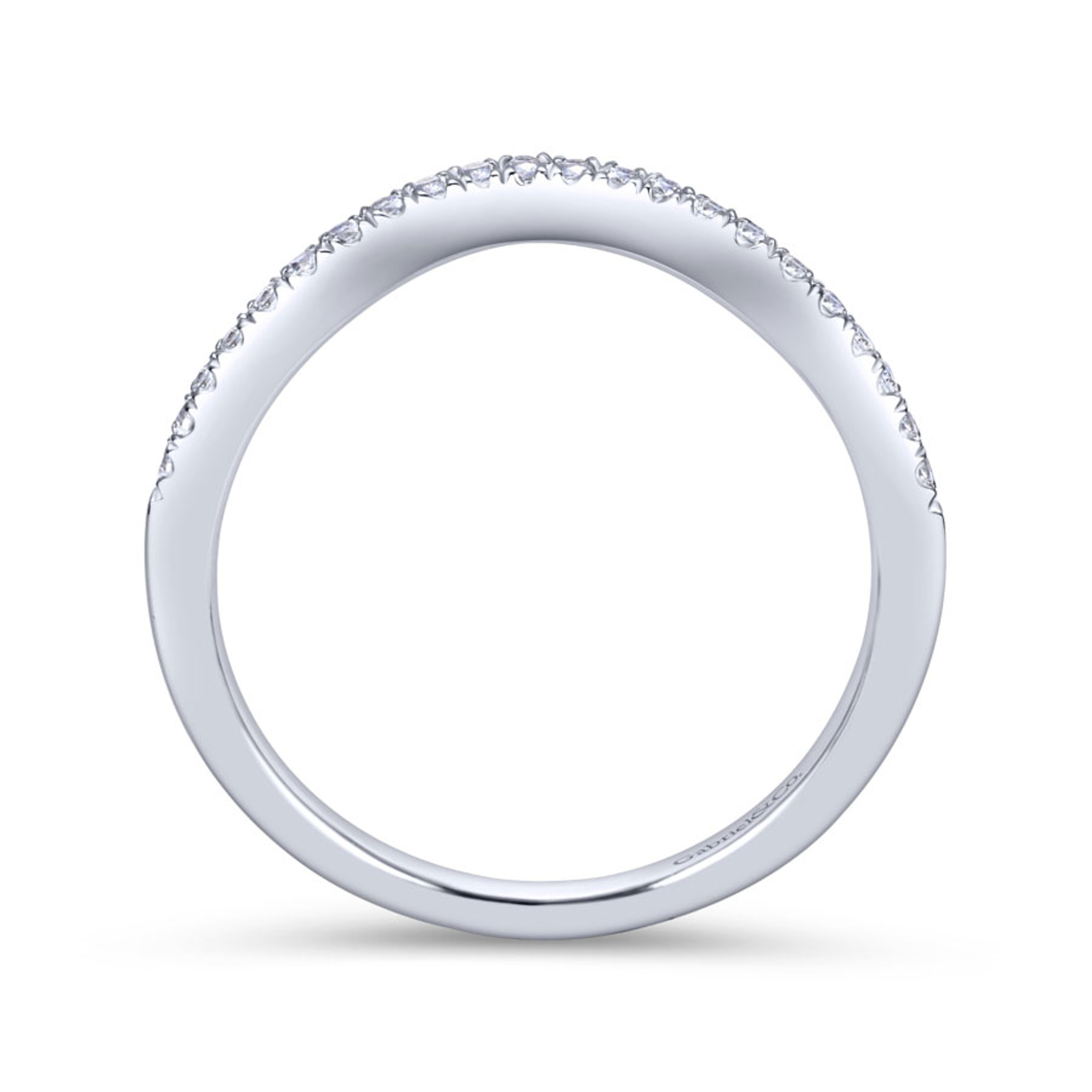 curved pave diamond wedding ring